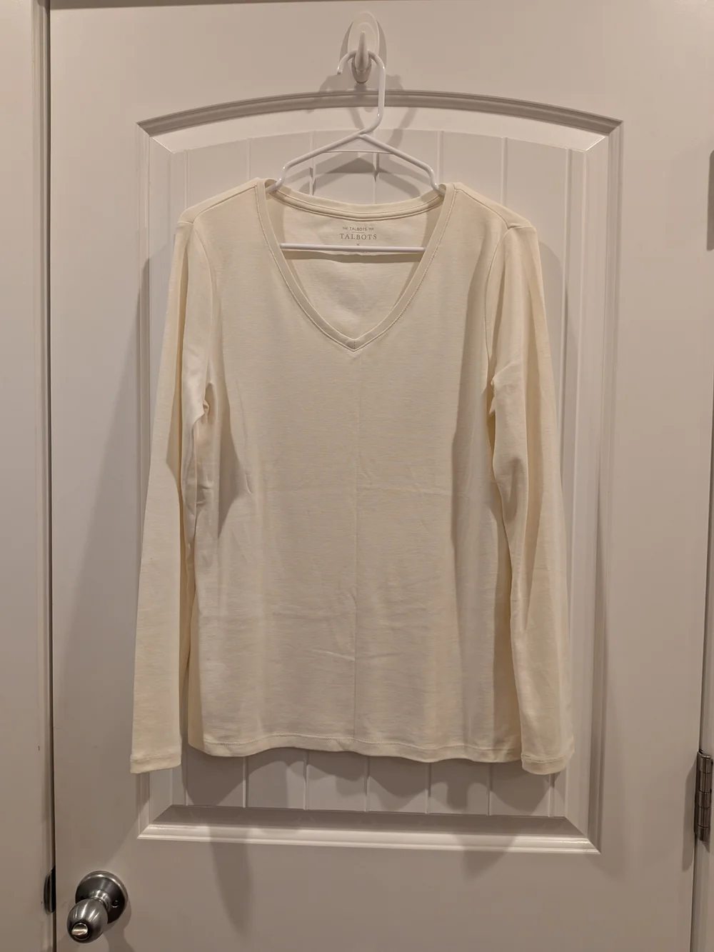 Talbots Cream V-Neck Long Sleeve Top - Picture 1 of 4